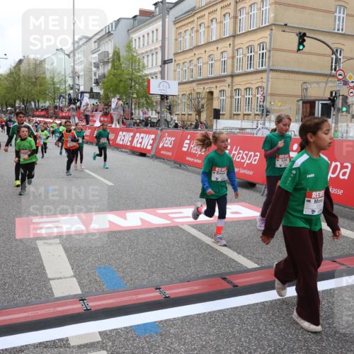 25.04.2026 - Das Zehntel Strokosch-Dieckow http://msf.ph/oto/9631689 25.04.2026 11:03:27 Ziel 5107, 5114, 5530, 5891, 5934, 5937, 6866, 7265, 7359, 7360, 7855, 7858, 7862, 7996 meine-sportfotos.de
