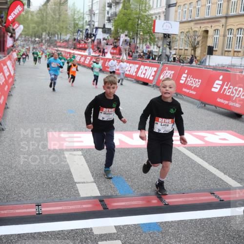 25.04.2026 - Das Zehntel Strokosch-Dieckow http://msf.ph/oto/9631726 25.04.2026 11:03:20 Ziel 5157, 5228, 5282, 5466, 5467, 5892, 5958, 5997, 6449, 6452, 6865, 6866, 6885, 7011, 7769, 7787, 7795, 7814 meine-sportfotos.de