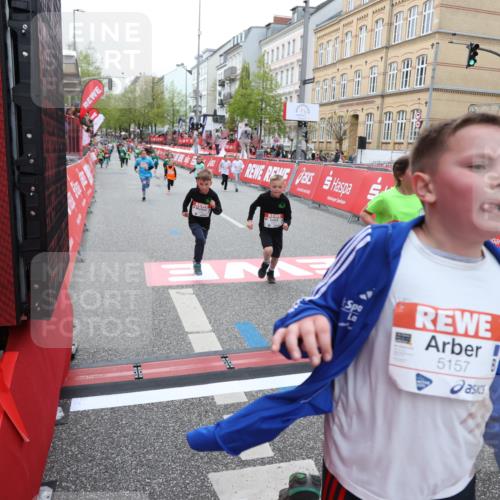 25.04.2026 - Das Zehntel Strokosch-Dieckow http://msf.ph/oto/9631727 25.04.2026 11:03:20 Ziel 5157, 5228, 5282, 5466, 5467, 5892, 5958, 5997, 6449, 6452, 6865, 6866, 6885, 7011, 7769, 7787, 7795, 7814 meine-sportfotos.de