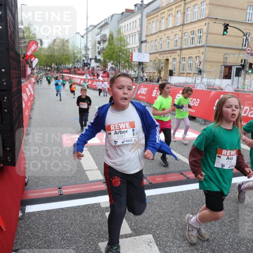 25.04.2026 - Das Zehntel Strokosch-Dieckow http://msf.ph/oto/9631730 25.04.2026 11:03:19 Ziel 5140, 5157, 5228, 5282, 5466, 5467, 5892, 5958, 5997, 6392, 6449, 6452, 6865, 6885, 7011, 7769, 7787, 7795, 7814 meine-sportfotos.de
