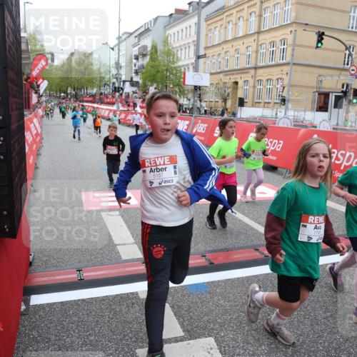 25.04.2026 - Das Zehntel Strokosch-Dieckow http://msf.ph/oto/9631731 25.04.2026 11:03:19 Ziel 5140, 5157, 5228, 5282, 5466, 5467, 5892, 5958, 5997, 6392, 6449, 6452, 6865, 6885, 7011, 7769, 7787, 7795, 7814 meine-sportfotos.de