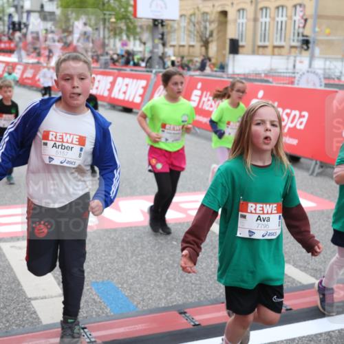 25.04.2026 - Das Zehntel Strokosch-Dieckow http://msf.ph/oto/9631733 25.04.2026 11:03:19 Ziel 5140, 5157, 5228, 5282, 5466, 5467, 5892, 5958, 5997, 6392, 6449, 6452, 6865, 6885, 7011, 7769, 7787, 7795, 7814 meine-sportfotos.de