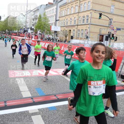 25.04.2026 - Das Zehntel Strokosch-Dieckow http://msf.ph/oto/9631737 25.04.2026 11:03:18 Ziel 5140, 5157, 5228, 5282, 5466, 5467, 5882, 5892, 5958, 5997, 6392, 6449, 6452, 6865, 6885, 7011, 7336, 7769, 7787, 7795, 7814 meine-sportfotos.de