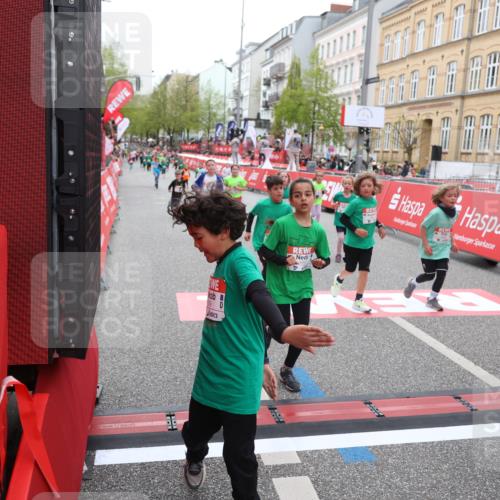 25.04.2026 - Das Zehntel Strokosch-Dieckow http://msf.ph/oto/9631747 25.04.2026 11:03:17 Ziel 5140, 5148, 5157, 5282, 5368, 5385, 5882, 5892, 5958, 5997, 6392, 6449, 6452, 6865, 6885, 7011, 7336, 7769, 7787, 7795, 7814 meine-sportfotos.de