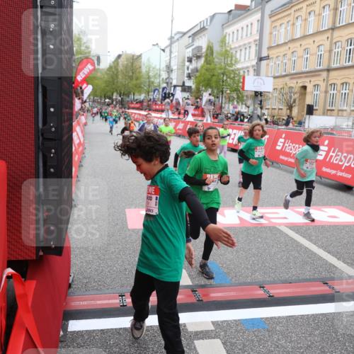 25.04.2026 - Das Zehntel Strokosch-Dieckow http://msf.ph/oto/9631748 25.04.2026 11:03:17 Ziel 5140, 5148, 5157, 5282, 5368, 5385, 5882, 5892, 5958, 5997, 6392, 6449, 6452, 6865, 6885, 7011, 7336, 7769, 7787, 7795, 7814 meine-sportfotos.de
