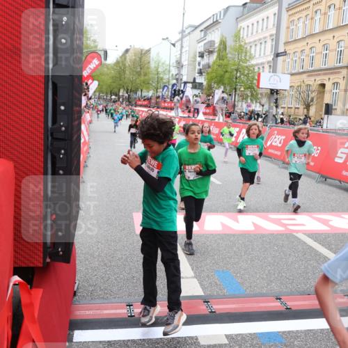 25.04.2026 - Das Zehntel Strokosch-Dieckow http://msf.ph/oto/9631751 25.04.2026 11:03:16 Ziel 5140, 5148, 5368, 5385, 5882, 5892, 5958, 5997, 6282, 6392, 6449, 6452, 6611, 6865, 6885, 7011, 7336, 7769, 7787, 7795, 7814, 7815, 7833 meine-sportfotos.de