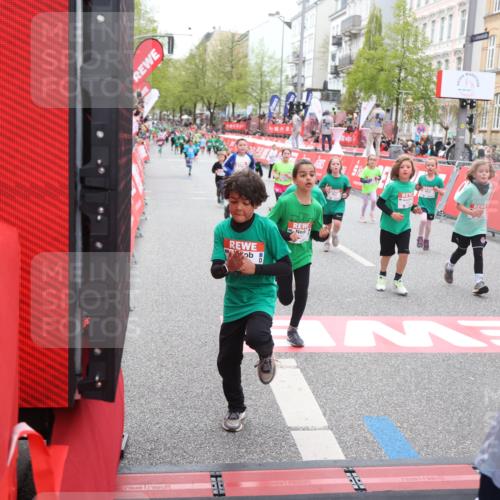 25.04.2026 - Das Zehntel Strokosch-Dieckow http://msf.ph/oto/9631755 25.04.2026 11:03:16 Ziel 5140, 5148, 5368, 5385, 5882, 5892, 5958, 5997, 6282, 6392, 6449, 6452, 6611, 6865, 6885, 7011, 7336, 7769, 7787, 7795, 7814, 7815, 7833 meine-sportfotos.de