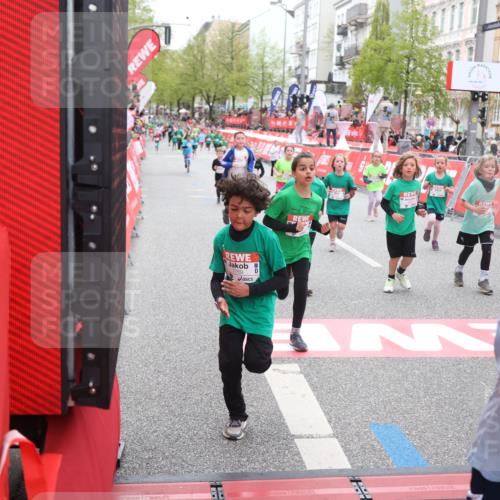 25.04.2026 - Das Zehntel Strokosch-Dieckow http://msf.ph/oto/9631756 25.04.2026 11:03:16 Ziel 5140, 5148, 5368, 5385, 5882, 5892, 5958, 5997, 6282, 6392, 6449, 6452, 6611, 6865, 6885, 7011, 7336, 7769, 7787, 7795, 7814, 7815, 7833 meine-sportfotos.de