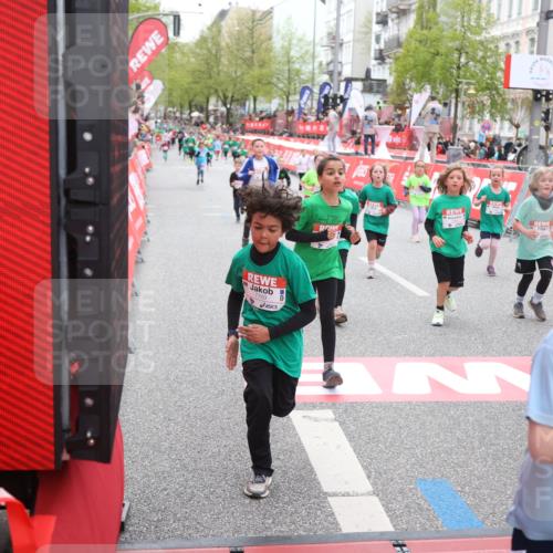 25.04.2026 - Das Zehntel Strokosch-Dieckow http://msf.ph/oto/9631757 25.04.2026 11:03:16 Ziel 5140, 5148, 5368, 5385, 5882, 5892, 5958, 5997, 6282, 6392, 6449, 6452, 6611, 6865, 6885, 7011, 7336, 7769, 7787, 7795, 7814, 7815, 7833 meine-sportfotos.de
