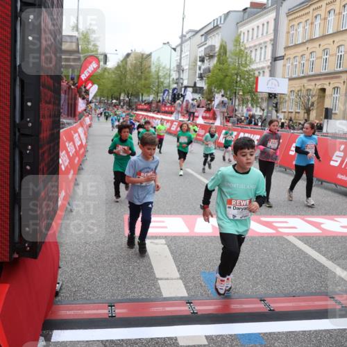 25.04.2026 - Das Zehntel Strokosch-Dieckow http://msf.ph/oto/9631765 25.04.2026 11:03:14 Ziel 5140, 5148, 5332, 5345, 5368, 5385, 5882, 5997, 6282, 6392, 6396, 6398, 6611, 6865, 6885, 7011, 7336, 7769, 7814, 7815, 7833 meine-sportfotos.de