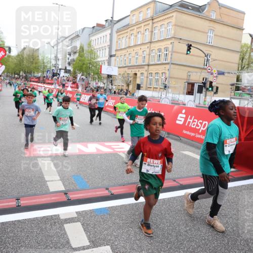 25.04.2026 - Das Zehntel Strokosch-Dieckow http://msf.ph/oto/9631773 25.04.2026 11:03:14 Ziel 5140, 5148, 5332, 5345, 5368, 5385, 5882, 5997, 6282, 6392, 6396, 6398, 6611, 6865, 6885, 7011, 7336, 7769, 7814, 7815, 7833 meine-sportfotos.de