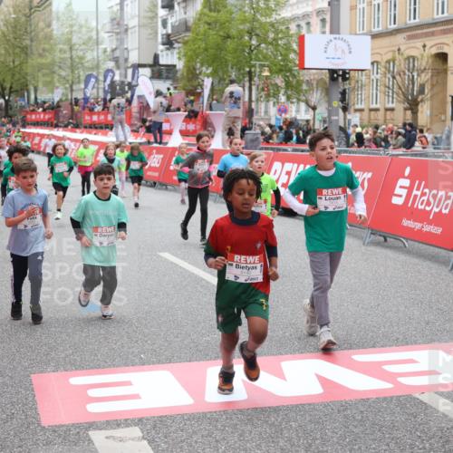 25.04.2026 - Das Zehntel Strokosch-Dieckow http://msf.ph/oto/9631781 25.04.2026 11:03:12 Ziel 5140, 5148, 5332, 5345, 5368, 5385, 5717, 5882, 5997, 6282, 6392, 6396, 6398, 6405, 6611, 7011, 7336, 7524, 7536, 7814, 7815, 7833 meine-sportfotos.de