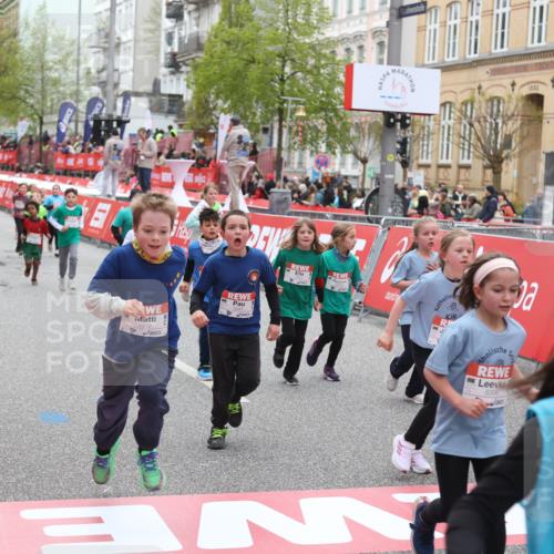 25.04.2026 - Das Zehntel Strokosch-Dieckow http://msf.ph/oto/9631803 25.04.2026 11:03:08 Ziel 5123, 5220, 5332, 5345, 5359, 5361, 5462, 5465, 5663, 5717, 5723, 6282, 6396, 6398, 6405, 6611, 7428, 7434, 7485, 7488, 7524, 7536, 7815, 7833 meine-sportfotos.de