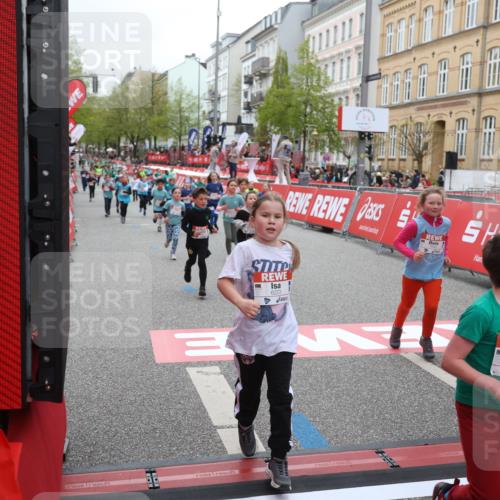 25.04.2026 - Das Zehntel Strokosch-Dieckow http://msf.ph/oto/9631837 25.04.2026 11:03:01 Ziel 5076, 5253, 5313, 5314, 5321, 5462, 5465, 5491, 6223, 6233, 6254, 6397, 6569, 6578, 6582, 6595, 6689, 6690, 6725, 6731, 6767, 6827, 6846, 6992, 7488, 7642, 7773, 7776, 7920, 7997 meine-sportfotos.de