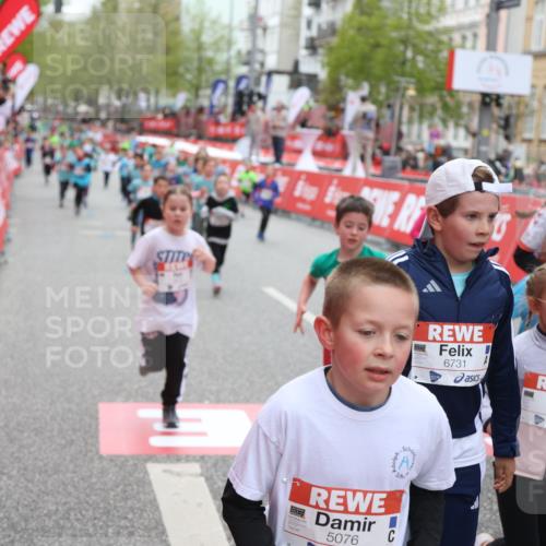 25.04.2026 - Das Zehntel Strokosch-Dieckow http://msf.ph/oto/9631842 25.04.2026 11:03:00 Ziel 5076, 5149, 5253, 5313, 5314, 5321, 5491, 6223, 6233, 6254, 6397, 6569, 6578, 6582, 6595, 6689, 6690, 6725, 6731, 6767, 6827, 6846, 6992, 7642, 7773, 7776, 7920, 7997 meine-sportfotos.de
