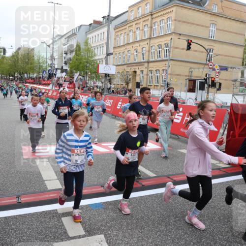 25.04.2026 - Das Zehntel Strokosch-Dieckow http://msf.ph/oto/9631854 25.04.2026 11:02:58 Ziel 5076, 5149, 5242, 5253, 5313, 5314, 5491, 6223, 6233, 6254, 6397, 6401, 6569, 6578, 6582, 6595, 6689, 6690, 6725, 6731, 6767, 6827, 6846, 6992, 7001, 7773, 7776, 7920, 7924, 7997 meine-sportfotos.de
