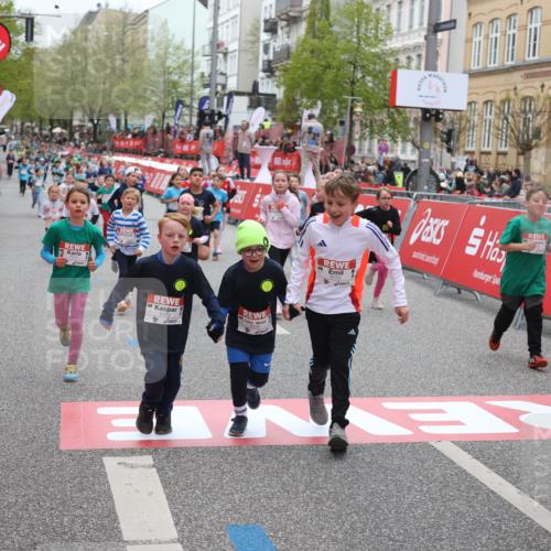 25.04.2026 - Das Zehntel Strokosch-Dieckow http://msf.ph/oto/9631868 25.04.2026 11:02:55 Ziel 5147, 5149, 5242, 5253, 5868, 6401, 6569, 6578, 6582, 6595, 6689, 6690, 6725, 6992, 7001, 7581, 7617, 7773, 7920, 7924, 7974 meine-sportfotos.de
