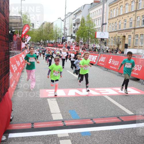 25.04.2026 - Das Zehntel Strokosch-Dieckow http://msf.ph/oto/9631879 25.04.2026 11:02:51 Ziel 5065, 5147, 5242, 5363, 5868, 5992, 6401, 6760, 7001, 7581, 7617, 7924, 7974 meine-sportfotos.de