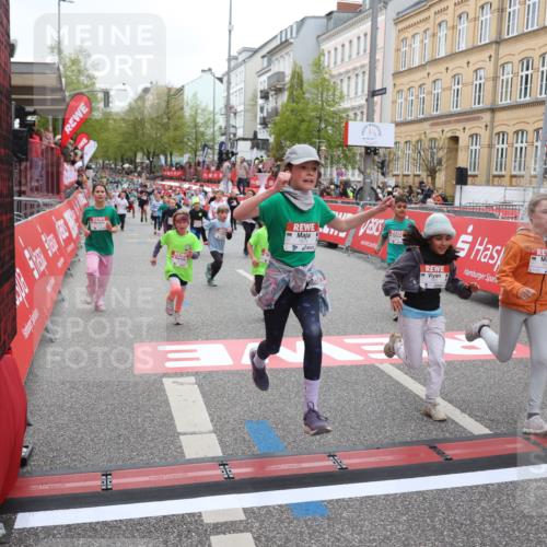 25.04.2026 - Das Zehntel Strokosch-Dieckow http://msf.ph/oto/9631882 25.04.2026 11:02:51 Ziel 5065, 5147, 5242, 5363, 5868, 5992, 6401, 6760, 7001, 7581, 7617, 7924, 7974 meine-sportfotos.de