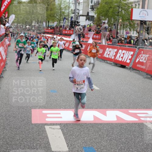 25.04.2026 - Das Zehntel Strokosch-Dieckow http://msf.ph/oto/9631890 25.04.2026 11:02:48 Ziel 5065, 5147, 5363, 5653, 5992, 6688, 6760, 7617, 7789, 7974 meine-sportfotos.de