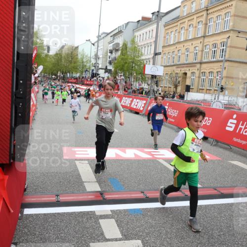 25.04.2026 - Das Zehntel Strokosch-Dieckow http://msf.ph/oto/9631899 25.04.2026 11:02:46 Ziel 5065, 5310, 5312, 5363, 5479, 5653, 5992, 6688, 6760, 7789 meine-sportfotos.de