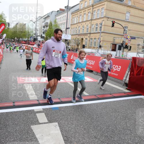 25.04.2026 - Das Zehntel Strokosch-Dieckow http://msf.ph/oto/9631905 25.04.2026 11:02:45 Ziel 5065, 5310, 5312, 5363, 5479, 5653, 5992, 6688, 6760, 7789 meine-sportfotos.de