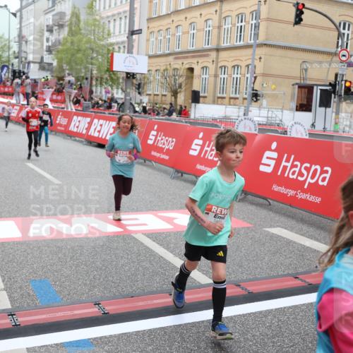 25.04.2026 - Das Zehntel Strokosch-Dieckow http://msf.ph/oto/9631942 25.04.2026 11:02:38 Ziel 5118, 5133, 5138, 5310, 5312, 5369, 5664, 5670, 5718, 5935, 5941, 5947, 6170, 6203, 6453, 7085, 7157, 7188, 7502, 7542, 7670 meine-sportfotos.de