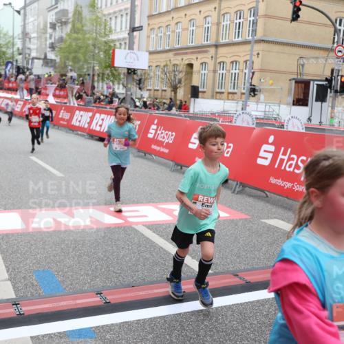 25.04.2026 - Das Zehntel Strokosch-Dieckow http://msf.ph/oto/9631943 25.04.2026 11:02:38 Ziel 5118, 5133, 5138, 5310, 5312, 5369, 5664, 5670, 5718, 5935, 5941, 5947, 6170, 6203, 6453, 7085, 7157, 7188, 7502, 7542, 7670 meine-sportfotos.de