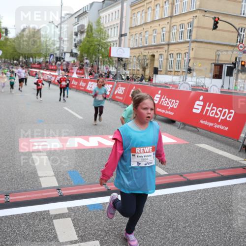 25.04.2026 - Das Zehntel Strokosch-Dieckow http://msf.ph/oto/9631945 25.04.2026 11:02:37 Ziel 5118, 5133, 5138, 5369, 5664, 5670, 5718, 5935, 5941, 5947, 6170, 6203, 6204, 6453, 6833, 7085, 7157, 7188, 7502, 7542, 7670 meine-sportfotos.de