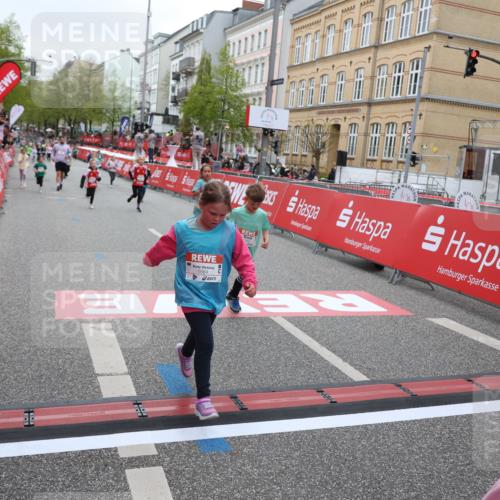 25.04.2026 - Das Zehntel Strokosch-Dieckow http://msf.ph/oto/9631947 25.04.2026 11:02:37 Ziel 5118, 5133, 5138, 5369, 5664, 5670, 5718, 5935, 5941, 5947, 6170, 6203, 6204, 6453, 6833, 7085, 7157, 7188, 7502, 7542, 7670 meine-sportfotos.de