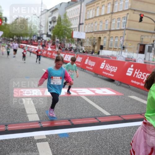 25.04.2026 - Das Zehntel Strokosch-Dieckow http://msf.ph/oto/9631949 25.04.2026 11:02:36 Ziel 5118, 5133, 5138, 5369, 5664, 5670, 5718, 5935, 5941, 5947, 6170, 6203, 6204, 6211, 6453, 6464, 6549, 6833, 7020, 7085, 7157, 7188, 7502, 7542, 7670 meine-sportfotos.de