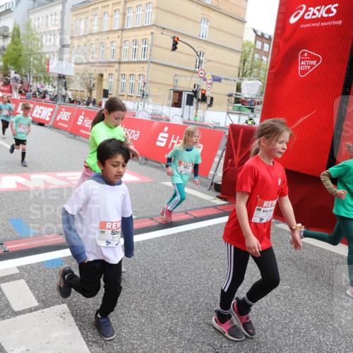 25.04.2026 - Das Zehntel Strokosch-Dieckow http://msf.ph/oto/9631952 25.04.2026 11:02:36 Ziel 5118, 5133, 5138, 5369, 5664, 5670, 5718, 5935, 5941, 5947, 6170, 6203, 6204, 6211, 6453, 6464, 6549, 6833, 7020, 7085, 7157, 7188, 7502, 7542, 7670 meine-sportfotos.de