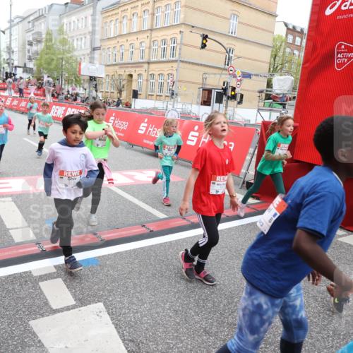 25.04.2026 - Das Zehntel Strokosch-Dieckow http://msf.ph/oto/9631955 25.04.2026 11:02:35 Ziel 5055, 5118, 5131, 5133, 5138, 5369, 5664, 5670, 5718, 5935, 5941, 5947, 6170, 6203, 6204, 6211, 6453, 6464, 6549, 6833, 7020, 7085, 7157, 7188, 7502, 7670 meine-sportfotos.de