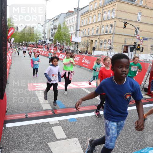 25.04.2026 - Das Zehntel Strokosch-Dieckow http://msf.ph/oto/9631957 25.04.2026 11:02:35 Ziel 5055, 5118, 5131, 5133, 5138, 5369, 5664, 5670, 5718, 5935, 5941, 5947, 6170, 6203, 6204, 6211, 6453, 6464, 6549, 6833, 7020, 7085, 7157, 7188, 7502, 7670 meine-sportfotos.de