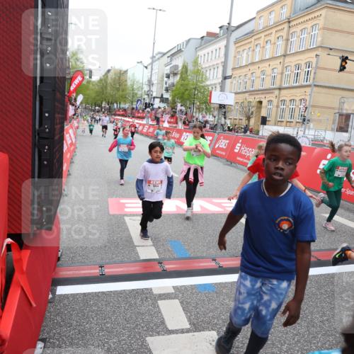 25.04.2026 - Das Zehntel Strokosch-Dieckow http://msf.ph/oto/9631960 25.04.2026 11:02:35 Ziel 5055, 5118, 5131, 5133, 5138, 5369, 5664, 5670, 5718, 5935, 5941, 5947, 6170, 6203, 6204, 6211, 6453, 6464, 6549, 6833, 7020, 7085, 7157, 7188, 7502, 7670 meine-sportfotos.de