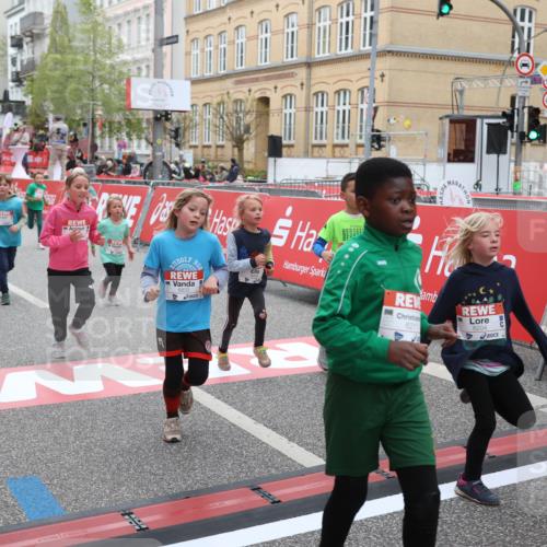 25.04.2026 - Das Zehntel Strokosch-Dieckow http://msf.ph/oto/9631978 25.04.2026 11:02:31 Ziel 5055, 5131, 5138, 5670, 5718, 5941, 6203, 6204, 6211, 6464, 6503, 6511, 6549, 6833, 7020, 7085, 7188, 7443, 7482, 7670, 7728 meine-sportfotos.de