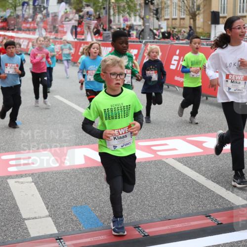 25.04.2026 - Das Zehntel Strokosch-Dieckow http://msf.ph/oto/9631983 25.04.2026 11:02:30 Ziel 5055, 5131, 5138, 5976, 6203, 6204, 6211, 6464, 6503, 6511, 6549, 6833, 7020, 7085, 7188, 7443, 7482, 7514, 7670, 7707, 7708, 7728 meine-sportfotos.de