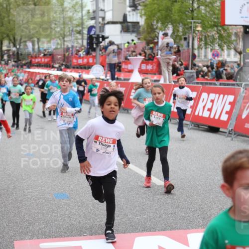 25.04.2026 - Das Zehntel Strokosch-Dieckow http://msf.ph/oto/9631997 25.04.2026 11:02:06 Ziel 5160, 5171, 5188, 5254, 5431, 5455, 5588, 5966, 6435, 6436, 6444, 6509, 6513, 6575, 7304, 7671 meine-sportfotos.de