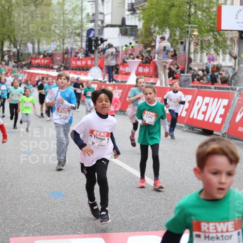 25.04.2026 - Das Zehntel Strokosch-Dieckow http://msf.ph/oto/9631999 25.04.2026 11:02:06 Ziel 5160, 5171, 5188, 5254, 5431, 5455, 5588, 5966, 6435, 6436, 6444, 6509, 6513, 6575, 7304, 7671 meine-sportfotos.de