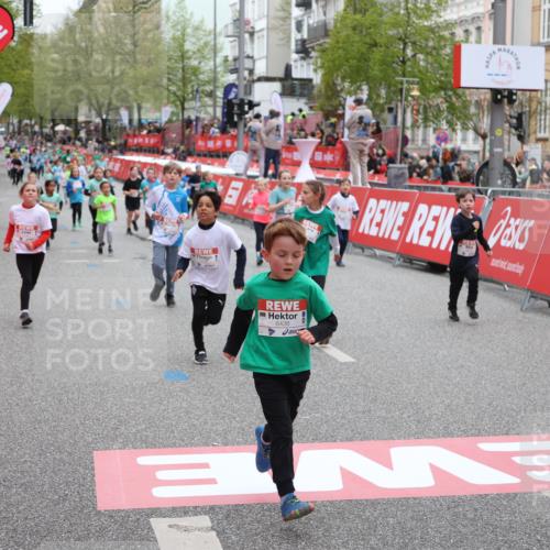 25.04.2026 - Das Zehntel Strokosch-Dieckow http://msf.ph/oto/9632006 25.04.2026 11:02:06 Ziel 5160, 5171, 5188, 5254, 5431, 5455, 5588, 5966, 6435, 6436, 6444, 6509, 6513, 6575, 7304, 7671 meine-sportfotos.de