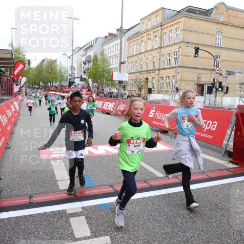 25.04.2026 - Das Zehntel Strokosch-Dieckow http://msf.ph/oto/9632016 25.04.2026 11:02:04 Ziel 5171, 5254, 5431, 5455, 5588, 5672, 5714, 5966, 6435, 6436, 6444, 6509, 6513, 7304, 7510, 7528, 7671, 7676, 7804 meine-sportfotos.de