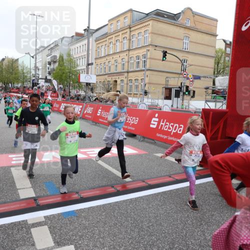 25.04.2026 - Das Zehntel Strokosch-Dieckow http://msf.ph/oto/9632017 25.04.2026 11:02:04 Ziel 5171, 5254, 5431, 5455, 5588, 5672, 5714, 5966, 6435, 6436, 6444, 6509, 6513, 7304, 7510, 7528, 7671, 7676, 7804 meine-sportfotos.de