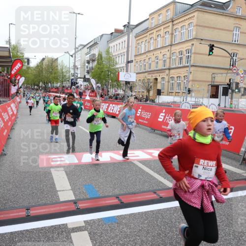 25.04.2026 - Das Zehntel Strokosch-Dieckow http://msf.ph/oto/9632024 25.04.2026 11:02:03 Ziel 5171, 5254, 5431, 5455, 5588, 5672, 5714, 5966, 6435, 6444, 6509, 6513, 7071, 7304, 7323, 7510, 7528, 7671, 7676, 7804 meine-sportfotos.de