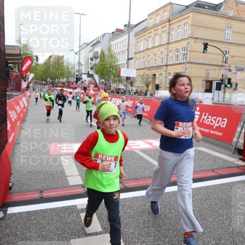 25.04.2026 - Das Zehntel Strokosch-Dieckow http://msf.ph/oto/9632039 25.04.2026 11:02:02 Ziel 5254, 5431, 5455, 5588, 5672, 5714, 5966, 6243, 6435, 6444, 6509, 6571, 6881, 7071, 7304, 7323, 7510, 7528, 7671, 7676, 7804 meine-sportfotos.de