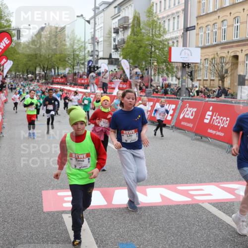 25.04.2026 - Das Zehntel Strokosch-Dieckow http://msf.ph/oto/9632046 25.04.2026 11:02:01 Ziel 5211, 5431, 5455, 5596, 5672, 5714, 5966, 6243, 6435, 6444, 6509, 6529, 6537, 6571, 6881, 7071, 7304, 7323, 7495, 7510, 7528, 7671, 7676, 7804 meine-sportfotos.de