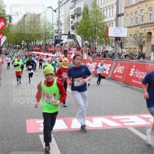 25.04.2026 - Das Zehntel Strokosch-Dieckow http://msf.ph/oto/9632047 25.04.2026 11:02:01 Ziel 5211, 5431, 5455, 5596, 5672, 5714, 5966, 6243, 6435, 6444, 6509, 6529, 6537, 6571, 6881, 7071, 7304, 7323, 7495, 7510, 7528, 7671, 7676, 7804 meine-sportfotos.de