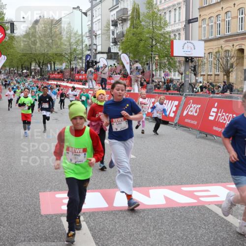 25.04.2026 - Das Zehntel Strokosch-Dieckow http://msf.ph/oto/9632048 25.04.2026 11:02:01 Ziel 5211, 5431, 5455, 5596, 5672, 5714, 5966, 6243, 6435, 6444, 6509, 6529, 6537, 6571, 6881, 7071, 7304, 7323, 7495, 7510, 7528, 7671, 7676, 7804 meine-sportfotos.de