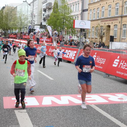 25.04.2026 - Das Zehntel Strokosch-Dieckow http://msf.ph/oto/9632051 25.04.2026 11:02:00 Ziel 5211, 5431, 5455, 5596, 5597, 5672, 5714, 5966, 6240, 6243, 6251, 6509, 6529, 6537, 6571, 6881, 7071, 7323, 7495, 7510, 7528, 7676, 7686, 7804 meine-sportfotos.de
