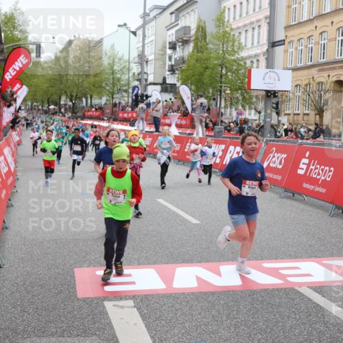 25.04.2026 - Das Zehntel Strokosch-Dieckow http://msf.ph/oto/9632054 25.04.2026 11:02:00 Ziel 5211, 5431, 5455, 5596, 5597, 5672, 5714, 5966, 6240, 6243, 6251, 6509, 6529, 6537, 6571, 6881, 7071, 7323, 7495, 7510, 7528, 7676, 7686, 7804 meine-sportfotos.de