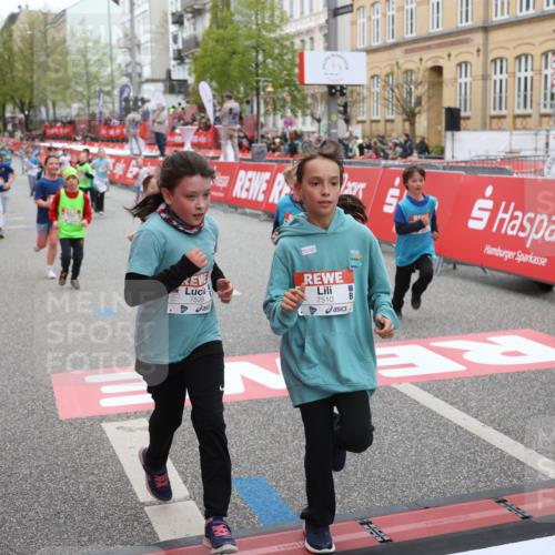 25.04.2026 - Das Zehntel Strokosch-Dieckow http://msf.ph/oto/9632064 25.04.2026 11:01:58 Ziel 5211, 5596, 5597, 5672, 5714, 6238, 6240, 6243, 6251, 6529, 6537, 6571, 6680, 6698, 6881, 7009, 7071, 7323, 7495, 7510, 7528, 7676, 7686, 7804, 7845 meine-sportfotos.de